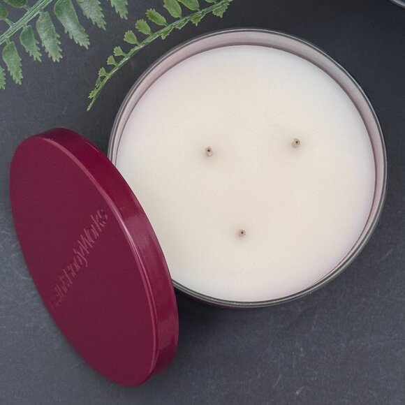 BBW Vanilla Cloud Bath & Body Works 3 Wick Candle - Picture 6 of 10